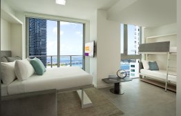 YOTELPAD Miami Studio Murphy Bed & Bunk