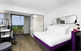 YOTEL_Geneva_Premium_Plus