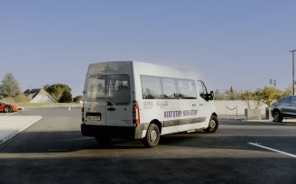 airport_shuttle